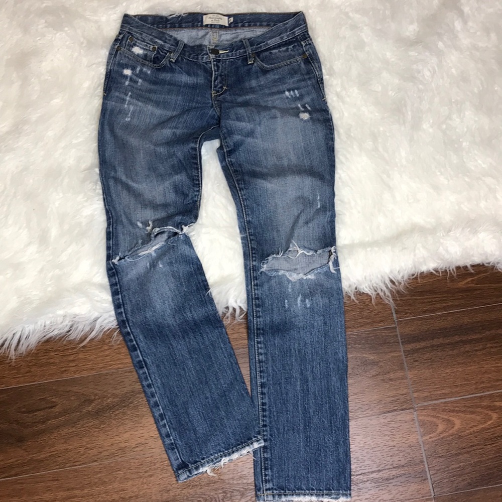 Abercrombie & Fitch Erin Distressed Ripped Boyfriend Jeans Size 0 Short